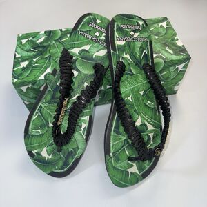 DOLCE & GABBANA x HAVAIANAS Banano Green Flip Flops (Size 11/12 W)